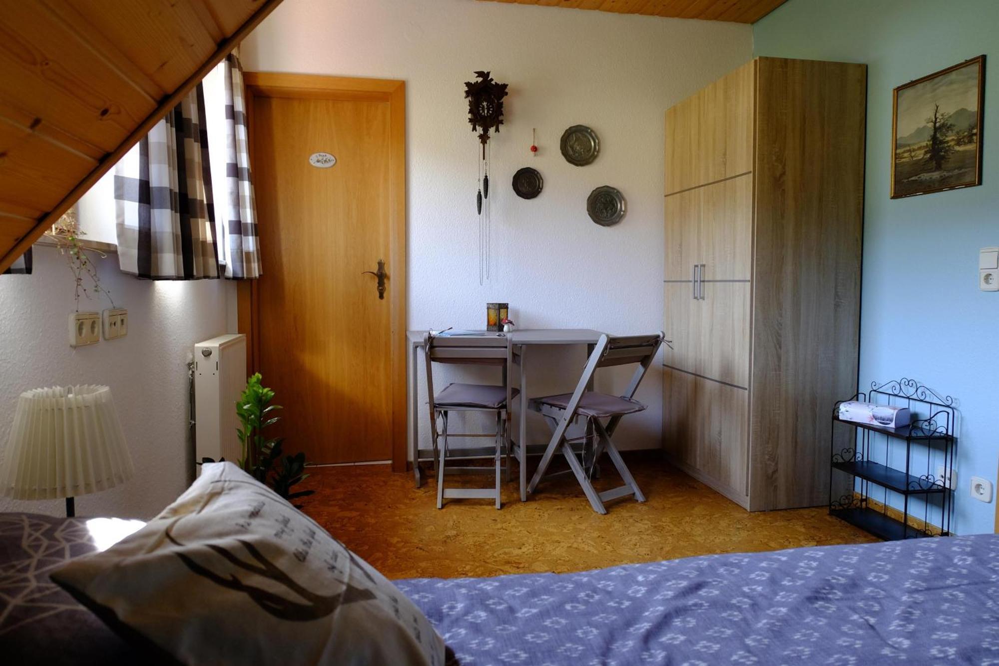 Schwarzwild - Und Ferienzimmer Apartment *